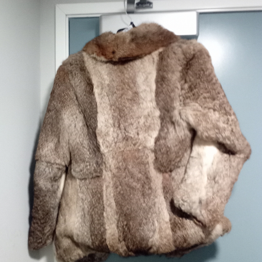 Fur coats - Picture 10 of 14